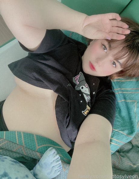 mintosylveon nudes actress img