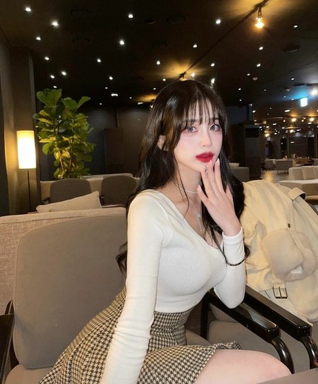 Haruzzxng hot star pics