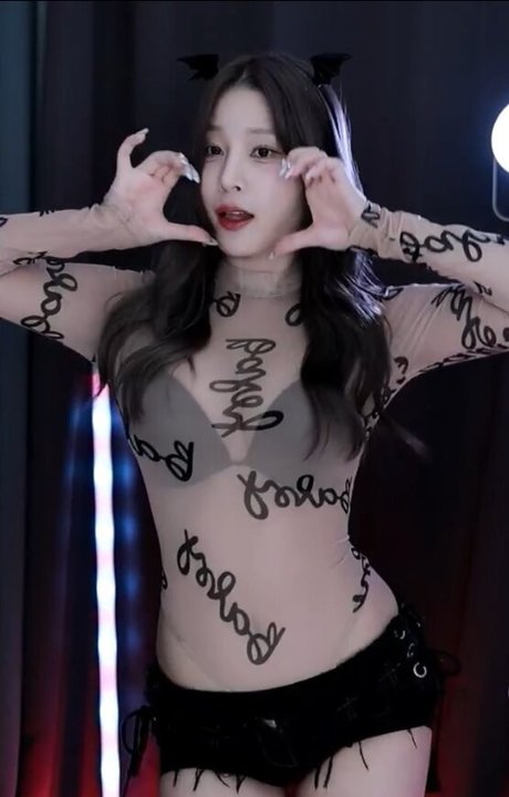 Haruzzxng xxx pornstar img