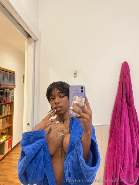 Queenblack699 model exclusive pictures