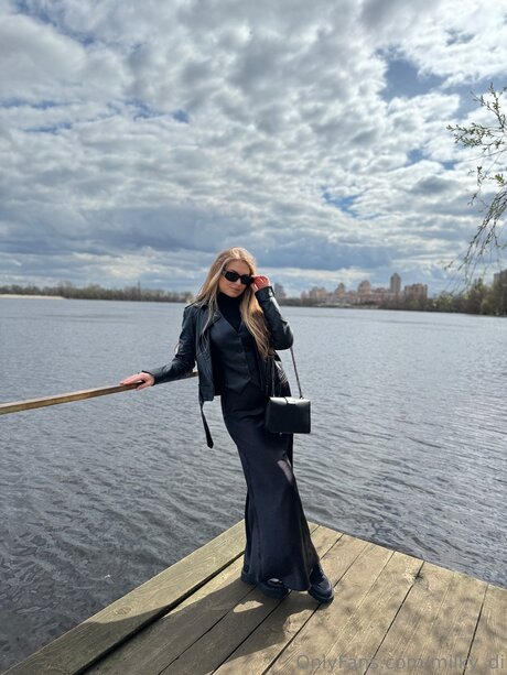 Milky Di model free img