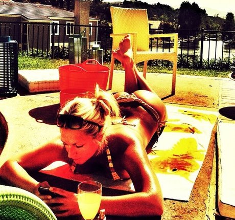 Brooke Hogan model high quality archive