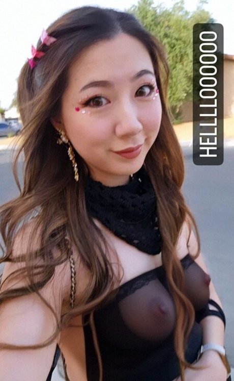 Fuslie porn star img