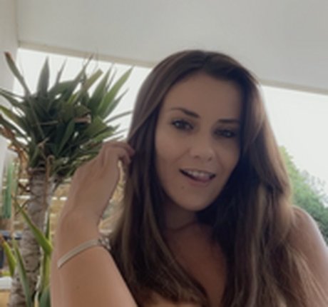 Mina Sauvage model xxx archive