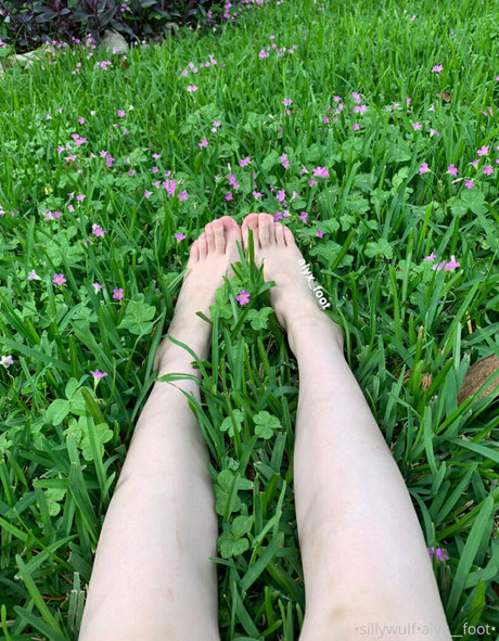 tinykittie sexy actress img