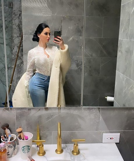 amyanderssen star nude photo