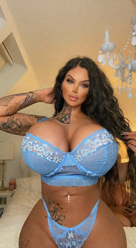 vip nvr nude star picture