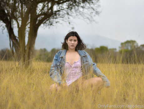 Yazmin Cabrera sex model galleries