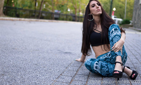 ninakhalifa pornstar xxx gallery