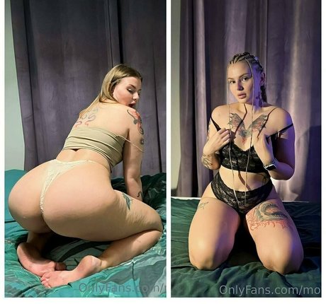 ninakhalifa nudes model pic