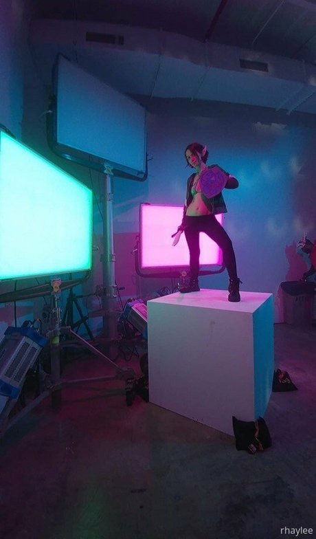 pixiefyre art star pic