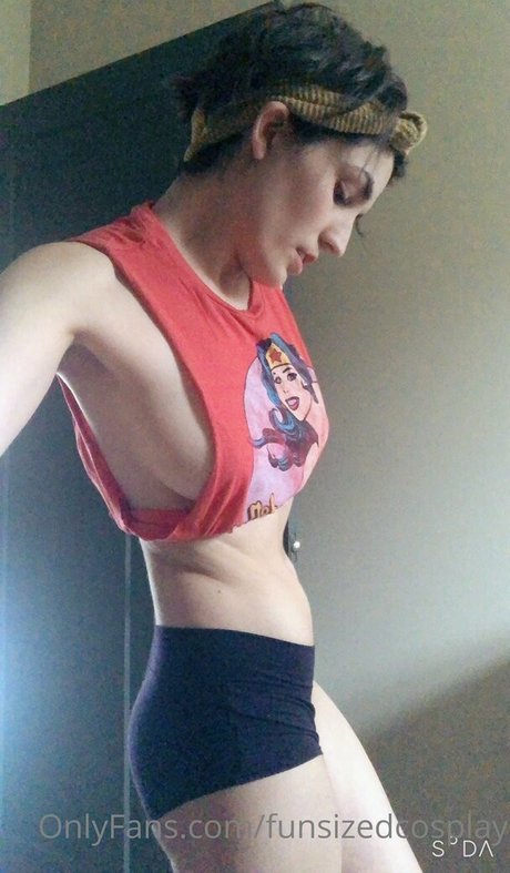 funsizedcosplay model free pic