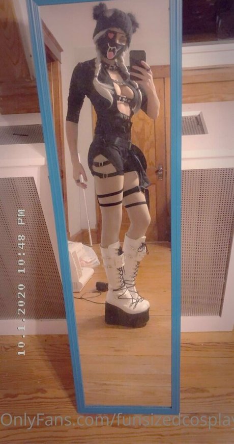 funsizedcosplay model pretty picture