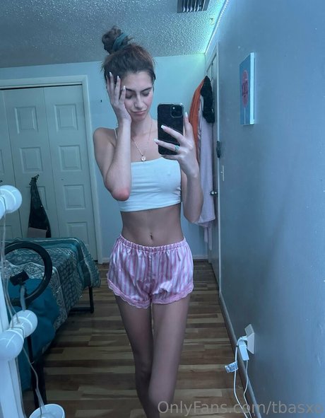 Tiana Basden model top pictures