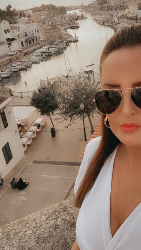 Melanie M pornstar pics