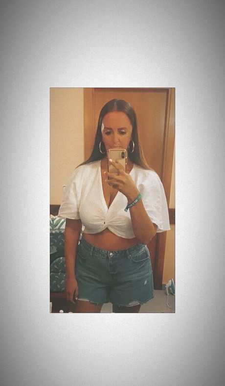 Melanie M art model img