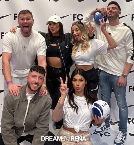 Lavender Baj model nude archive