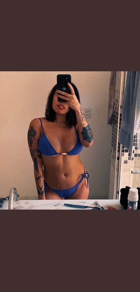 Vitoria Marcilio nude pornstar picture