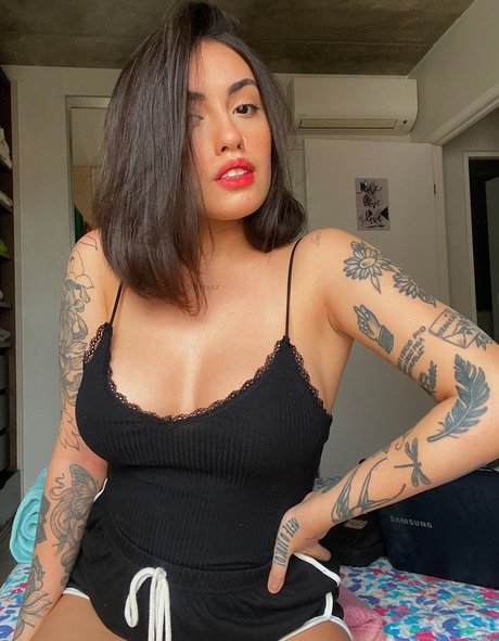 Vitoria Marcilio xxx actress photo