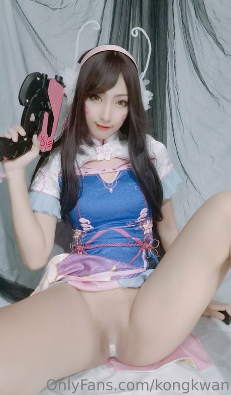 kongkwan star naked images