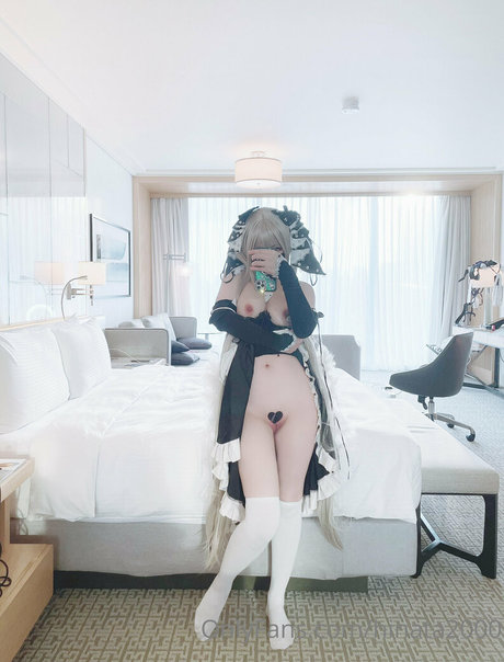 hinata2000 nude actress photos