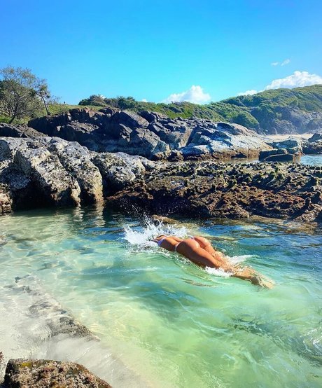 Desi Johnson star erotic archive