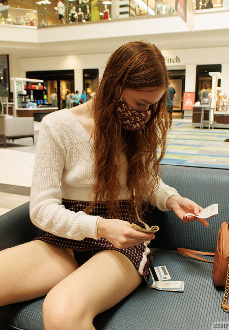 Myra Glasford art model photo