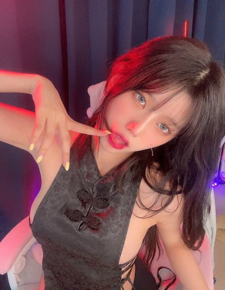 we8136 hd actress pictures