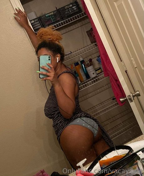 vacaysme model high quality gallery