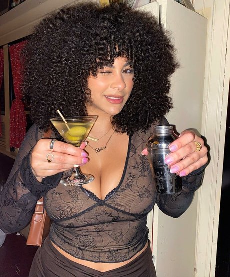 Raina Morris pornstar adult archive