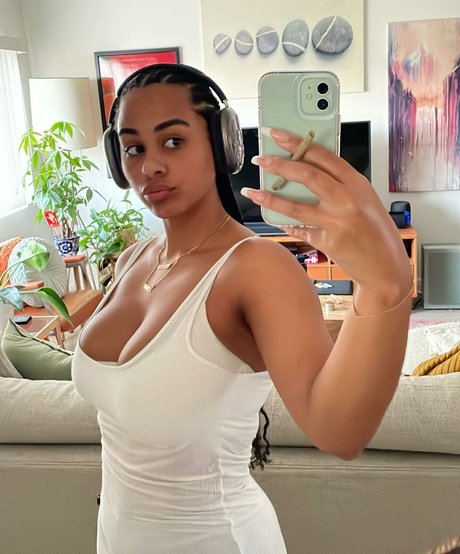 Raina Morris pornstar nudes galleries