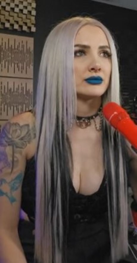 Addie Nicole Amick sex pornstar photo