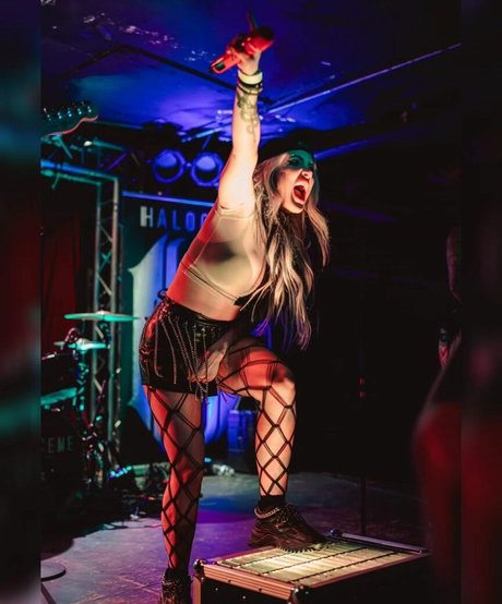 Addie Nicole Amick star beautiful pictures