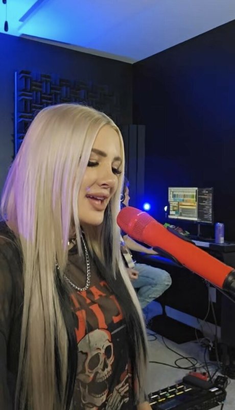 Addie Nicole Amick profile pic