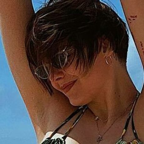 Triz nudes actress image