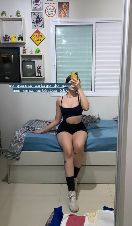 Triz nude star galleries