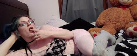 cosmickayla nice actress photo