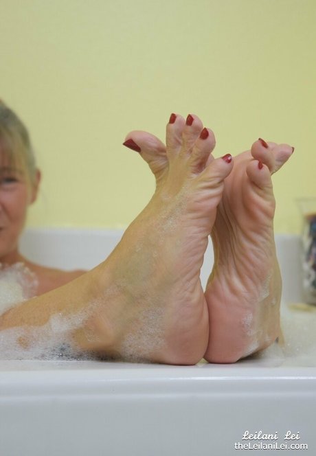 theleilanilei model beautiful pics