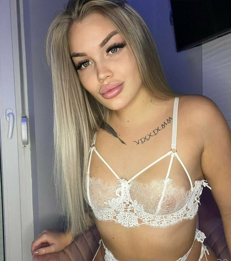 lizu20 pornstar naked images