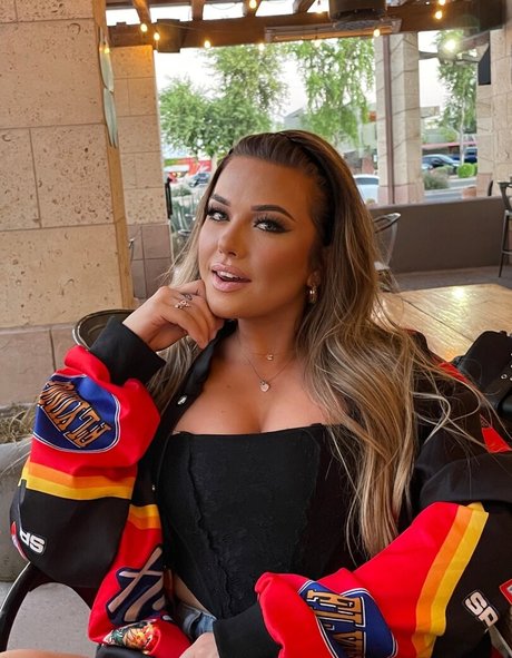 ellesbelless xxx pornstar gallery