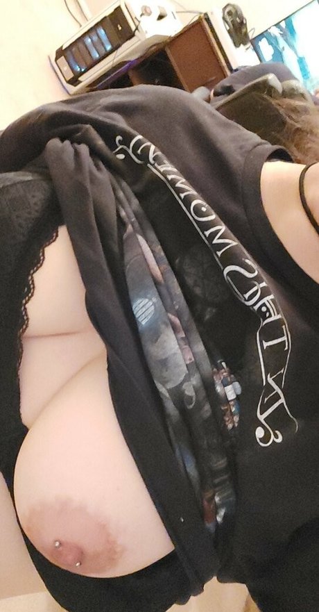 greensweater naked star images