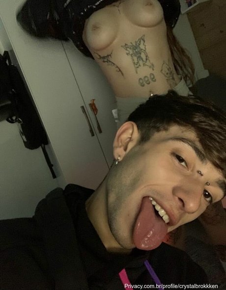 Behornye exclusive model image