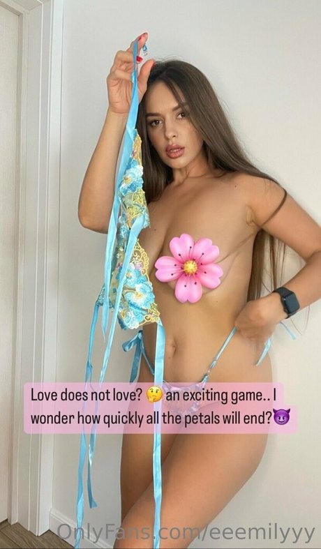 eeemilyyy model nice picture