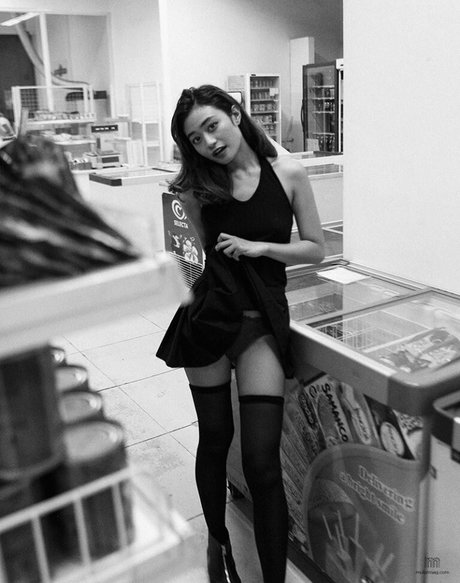 Yy mage pornstar nude galleries