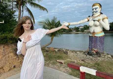 Ella Freya high quality pornstar archive