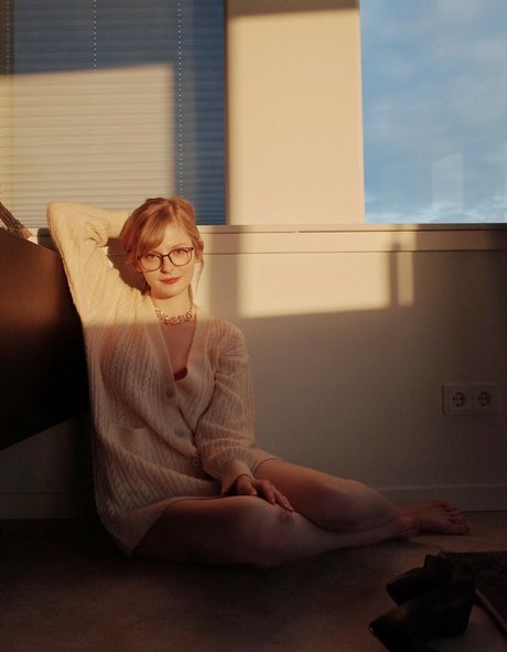 Ella Freya art pornstar photo