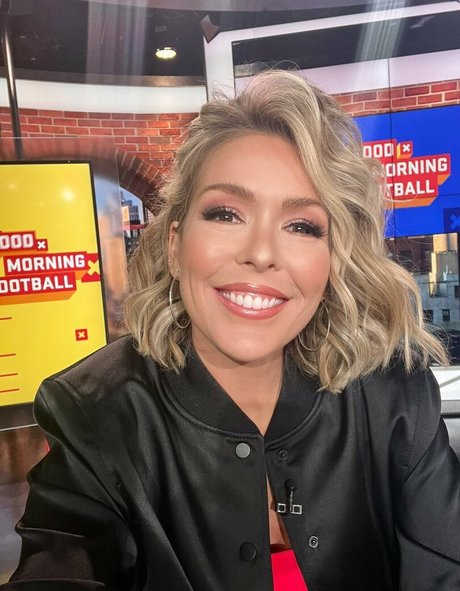 Colleen Wolfe model perfect pics