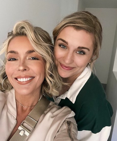 Colleen Wolfe nudes actress archive