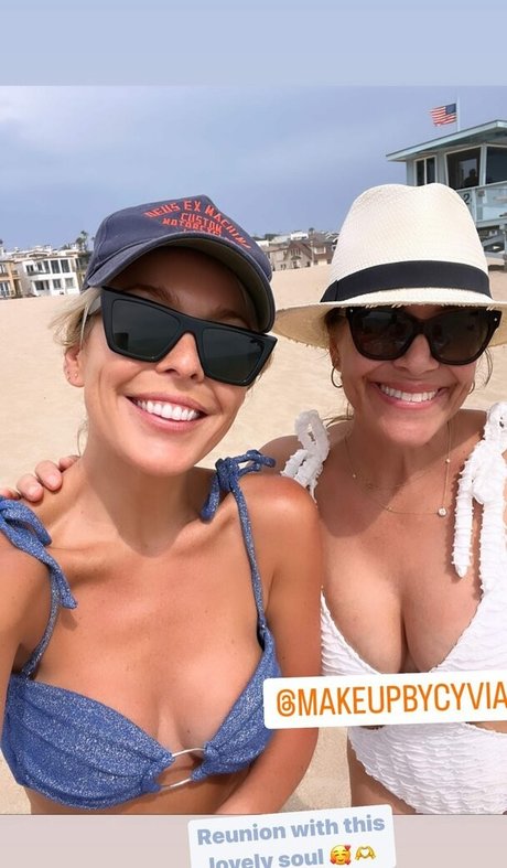 Colleen Wolfe free star pictures