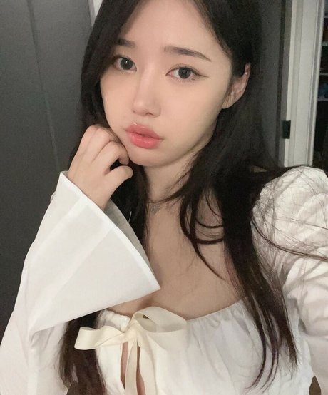 Ploo nude actress images